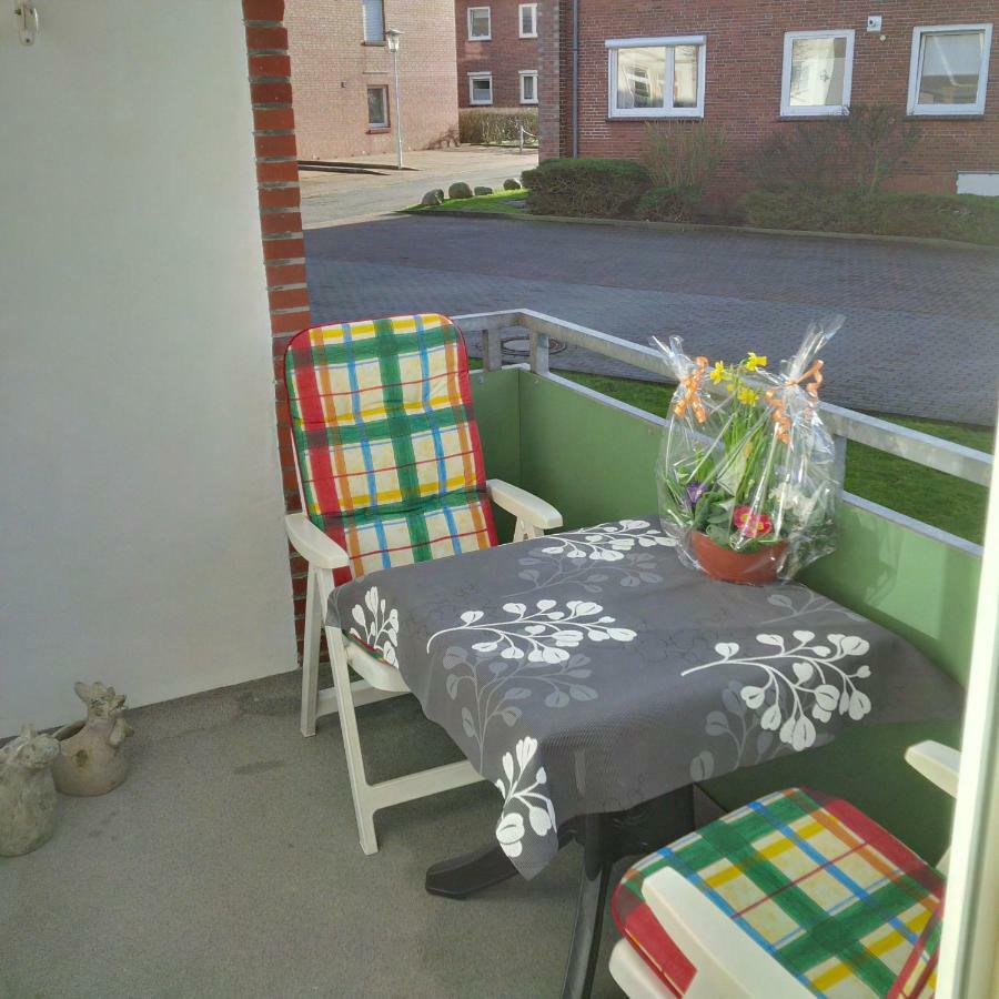Haus Tertius - Strand- Und Hafennahe Ruhige Ferienwohnung 比苏姆 外观 照片